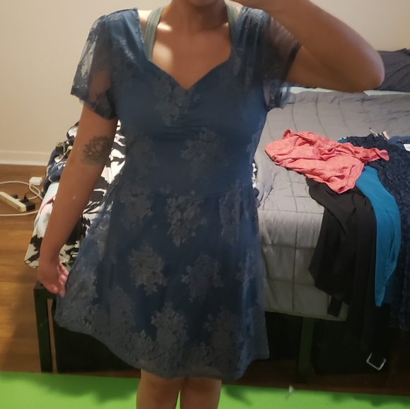 Francesca's Teal Floral Lace Dress - Picture 5 of 5